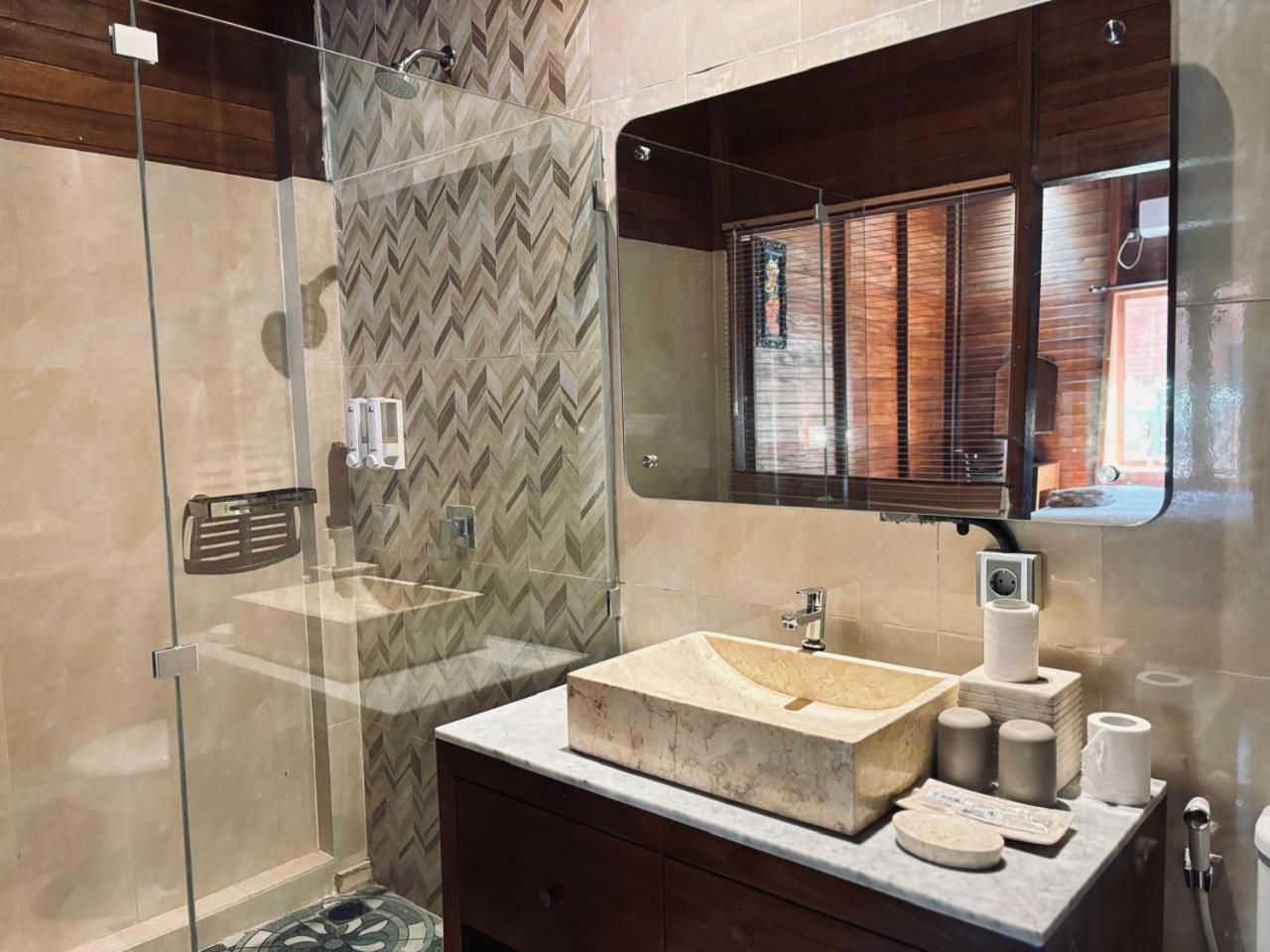 Uli Wood Villa, Jimbaran Bali - Near Gwk מראה חיצוני תמונה