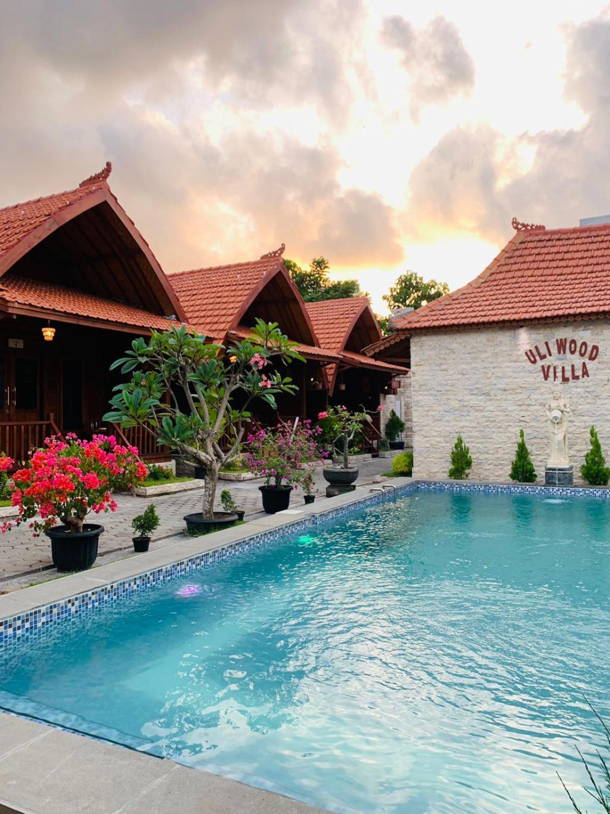 Uli Wood Villa, Jimbaran Bali - Near Gwk מראה חיצוני תמונה