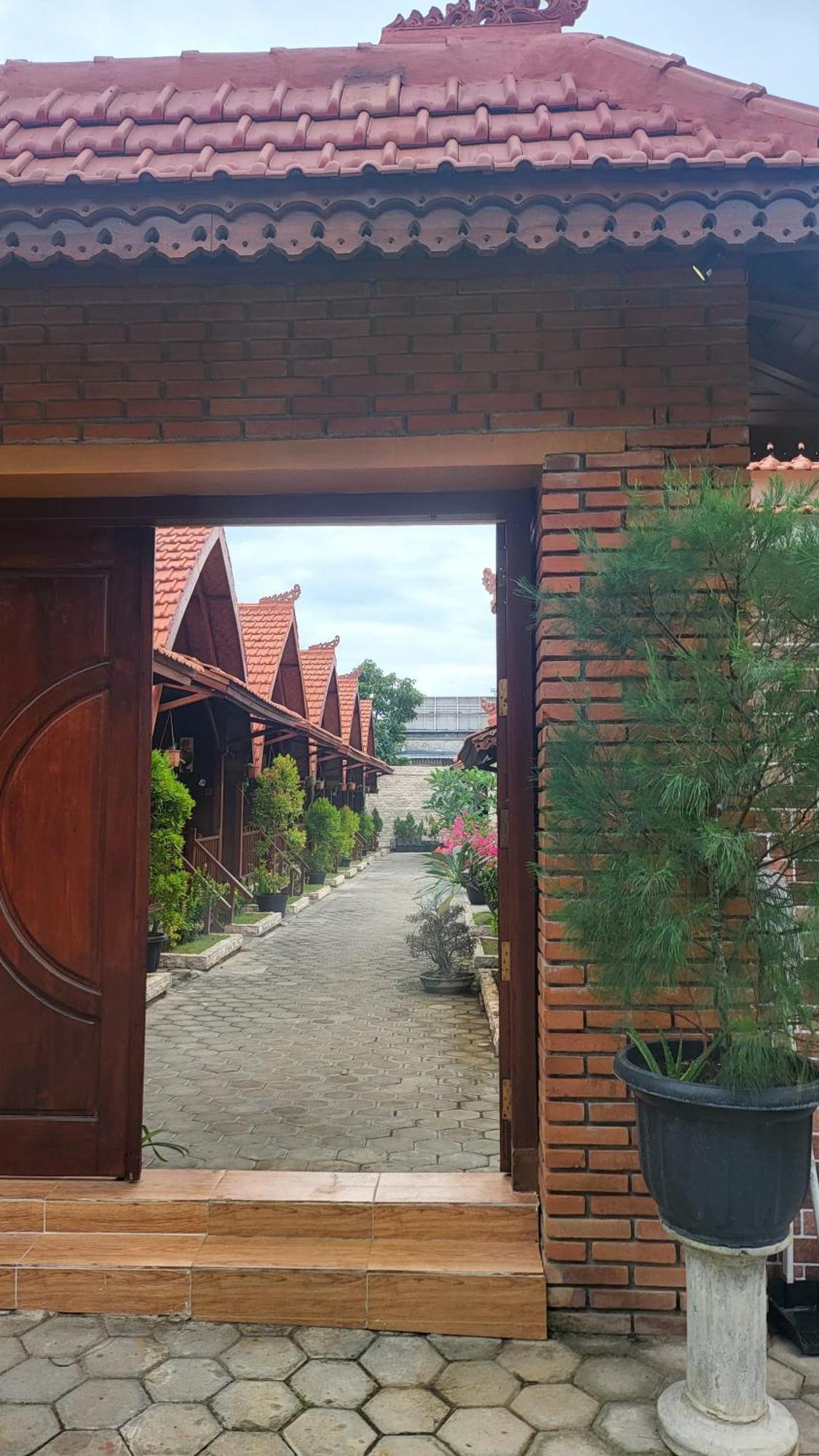 Uli Wood Villa, Jimbaran Bali - Near Gwk מראה חיצוני תמונה