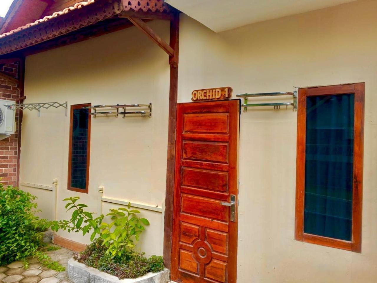 Uli Wood Villa, Jimbaran Bali - Near Gwk מראה חיצוני תמונה